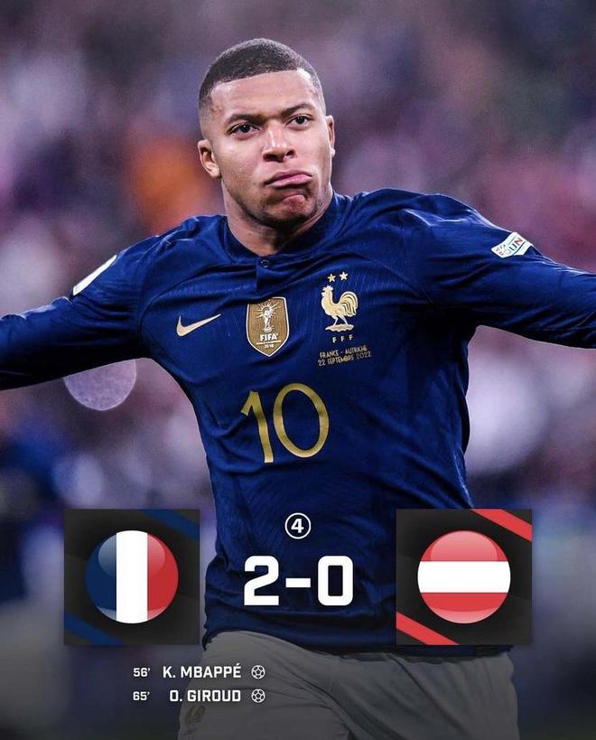 边锋突破一条龙，全场沸腾（边锋连过数人破门，观众欢声雷动）