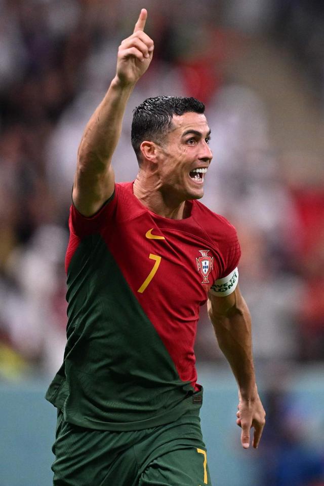 基恩曾因记者手机没有静音而发火，但录节目时他的手机也响了（基恩曾因记者未静音手机发火，录节目时自己手机也响了）