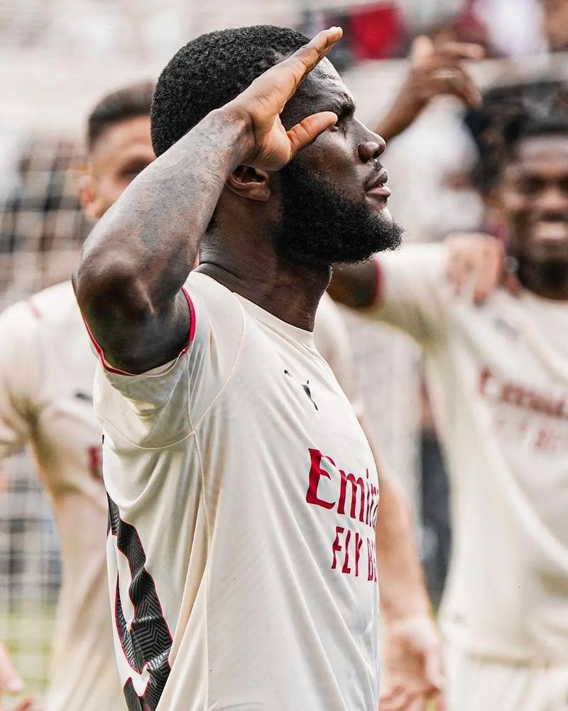 打破“球荒”！狼队时隔43天、5轮联赛再度取得英超进球（狼队终结进球荒！相隔43天、5轮联赛再度在英超破门）