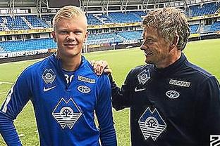 库尔图瓦：阿隆索与我们关系很好，亚马尔的言论反而激励我们（库尔图瓦：我们与阿隆索关系融洽，亚马尔的言论反倒成了动力）