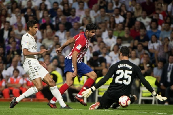 萨拉赫告别迪亚斯：很荣幸能参与你的成功故事，祝你一切顺利（萨拉赫送别迪亚斯：有幸见证你的荣耀，祝你前程似锦）