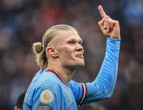 中超：北京国安客场2-1逆转上海申花（中超：北京国安客场2-1翻盘申花）